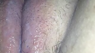 Fucking pussy with a hairbrush