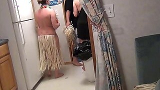 real sluty party girl home video bead object pussy stuffing and peeing