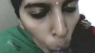 Desi Tia Blowjob in Office WC