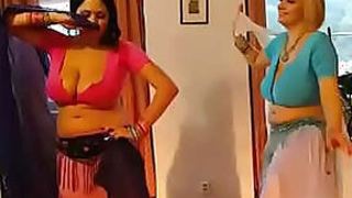 Sexy dance in bhojpuri song