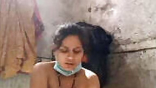 Pregnant Bhabhi Anju in Cam wash clothes Nude Show