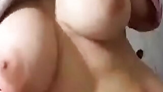 Pakistani girl with sexy big tits ki video