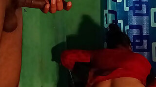 Sexy naukrani ki chudai ki hindi sex video