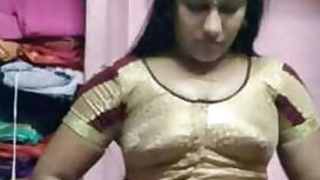 Desi female takes shower in such a XXX manner leaving black sex dress