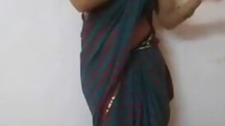 Tamil cute housewife nude dance sex