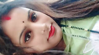 Desi Sexy Bahbhi 2 New Clips Part 2