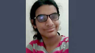 Desi Indian Girl Shows Her Naked Body 4 Clips Part 4