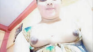 Desi Cute Bhabhi from Kolkata Takes Nude Selfies Part 2