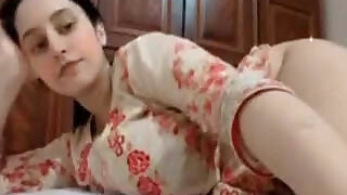 Sexy Girl from Pakistan Shows Body and Blowjob 6 Clips Part 3
