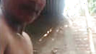 Village bhabhi on vc while bathing