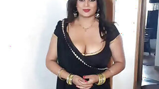 Sapna Bhabhi Big Boob Decollete