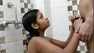 Miniature girl with fur pie Desi has oral sex in bathroom MMS video