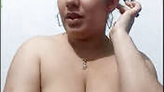 Indian Sexy Hot Bunny Bhabhi Shows Good Breasts
