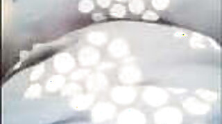 Desi Bhabhi Shows Pussy