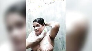 Bangladeshi Desi married wife bathes her naked body on XXX camera