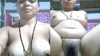 Desi Bhabhi Records Nude Video For Husband