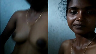 Tamil Bhabhi Shows Tits and Pussy Part 1