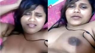 Sexy Bhabhi Shows Her Boobs On Video Call Part 2