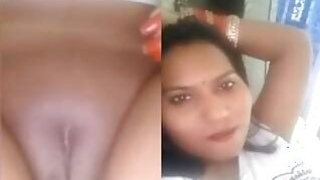 Sexy Bhabhi shows her tits and pussy part 1